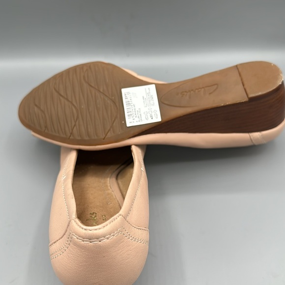 Clarks Artisan Burmese Art Wedge sz 9 - Picture 4 of 5